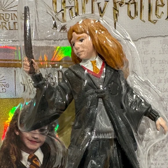 3 Harry Potter Wizarding World Mini Figure with Card Approximately 2inches tall - Picture 6 of 8